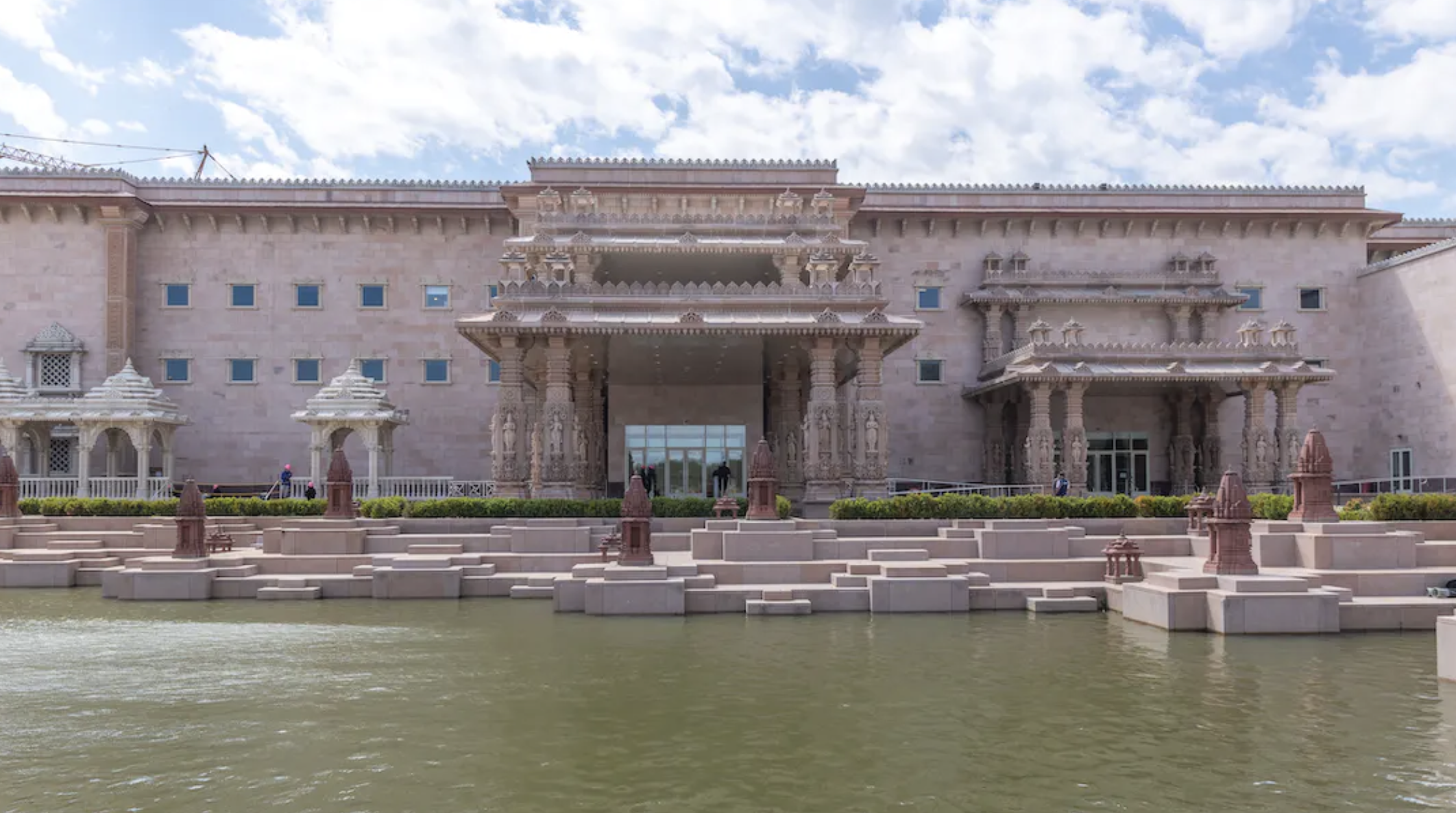 Versatile Office Building